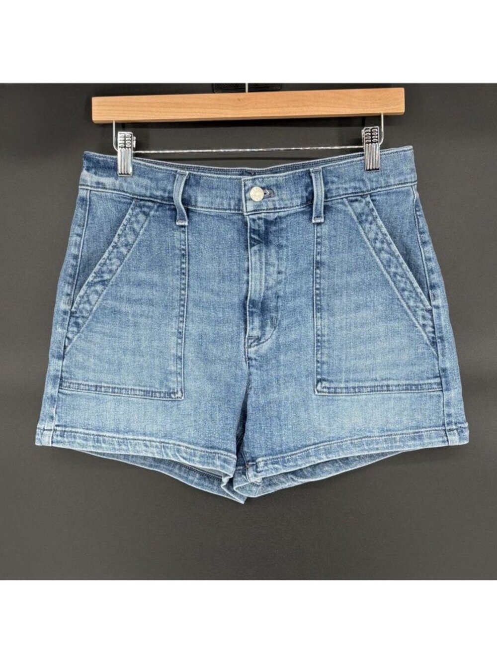 J.Crew Women’s Utility Denim Shorts 28 Med Wash Patch Pocket High Rise Preppy